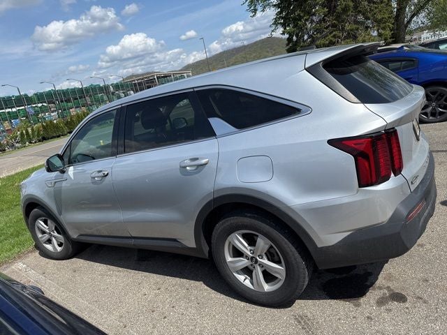 2021 Kia Sorento LX