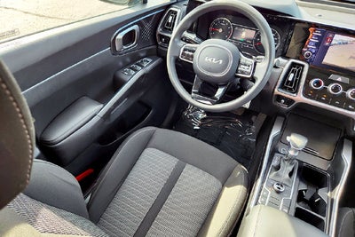 2023 Kia Sorento LX