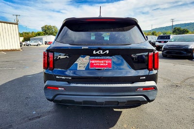 2023 Kia Sorento LX