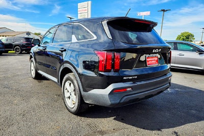 2023 Kia Sorento LX
