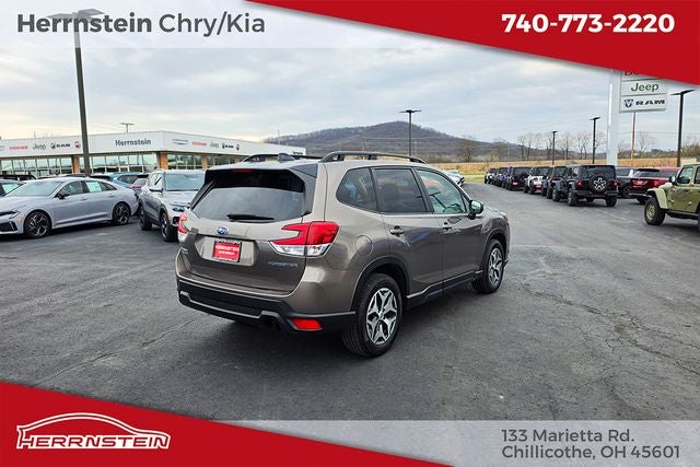 2024 Subaru Forester Premium