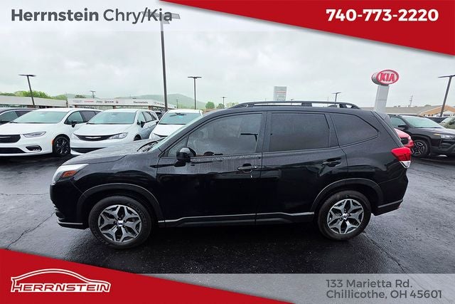 2024 Subaru Forester Premium