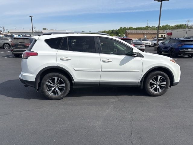 2017 Toyota RAV4 XLE AWD's photo