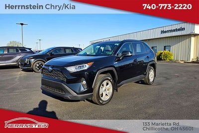 2021 Toyota RAV4 Hybrid XLE