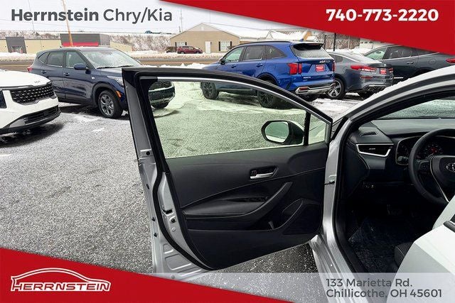 2024 Toyota Corolla Hatchback SE