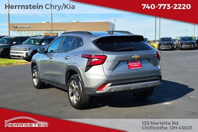 2024 Chevrolet Trax FWD LT