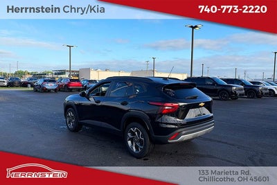2025 Chevrolet Trax FWD LT