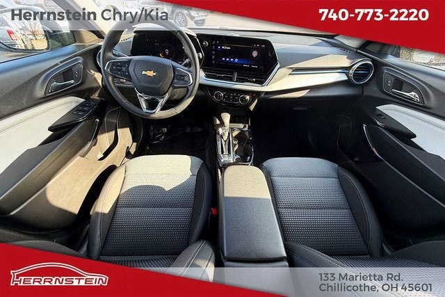 2025 Chevrolet Trax FWD LT