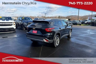 2025 Chevrolet Trax FWD LT