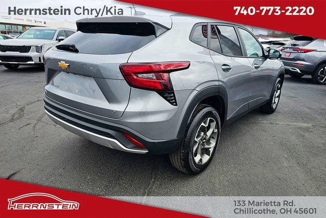 2025 Chevrolet Trax FWD LT