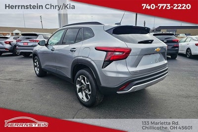 2025 Chevrolet Trax FWD LT