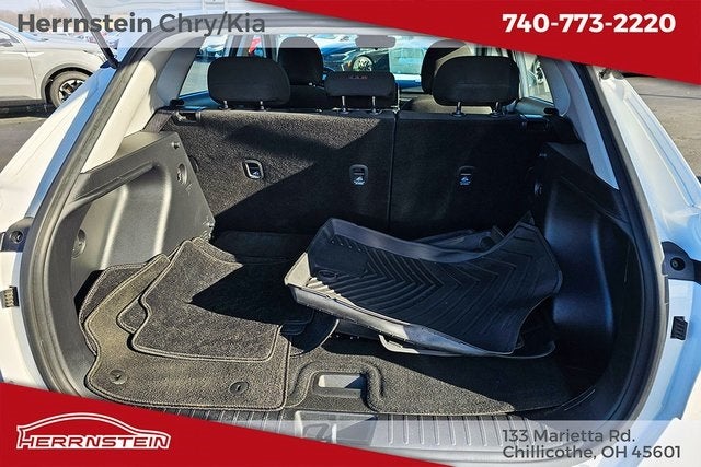 2025 Hyundai Kona SE