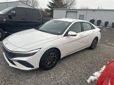2024 Hyundai Elantra SEL