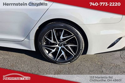 2022 Kia Stinger GT-Line