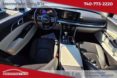 2024 Kia Carnival MPV LX Seat Package