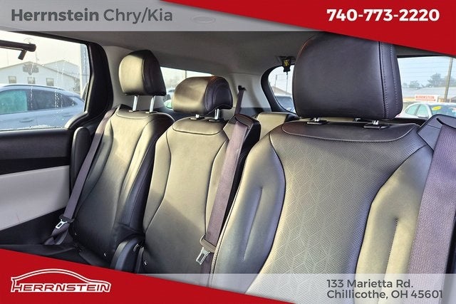 2024 Kia Carnival MPV LX Seat Package