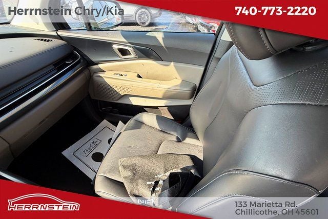 2025 Kia Carnival MPV LXS