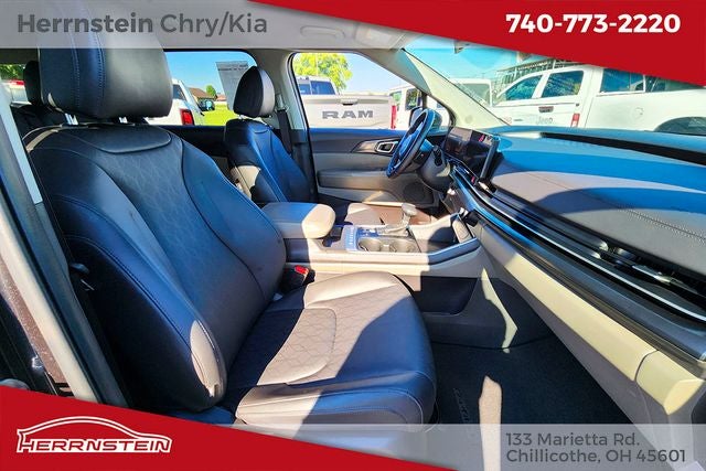 2025 Kia Carnival MPV LXS