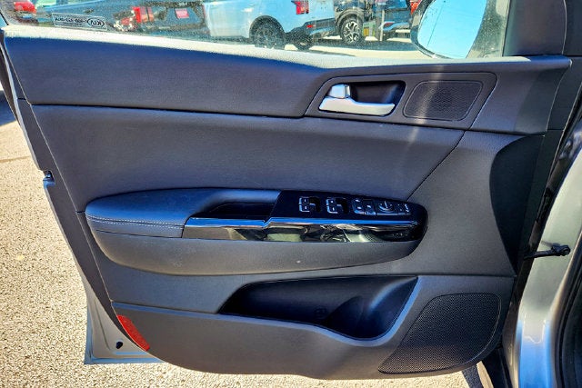 2022 Kia Sportage EX