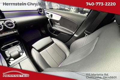 2022 Mercedes-Benz A 220 4MATIC®