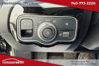 2022 Mercedes-Benz A 220 4MATIC®