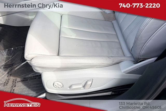 2021 Audi A4 Premium Plus 45 TFSI S line quattro S tronic